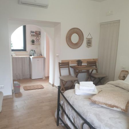 Il Giardinetto Di Dilyana Hotel Monterosi Bagian luar foto